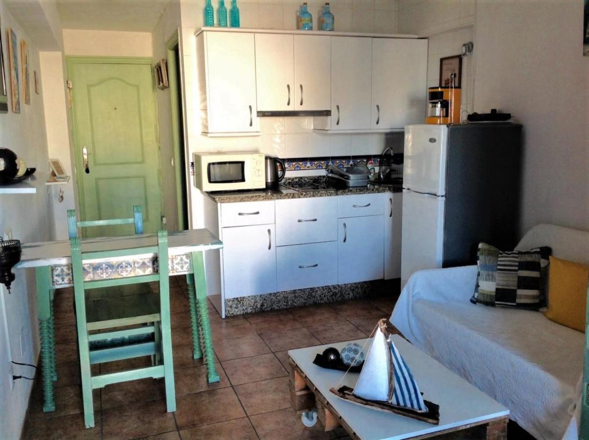 The Studio Benalmadena Luaran gambar